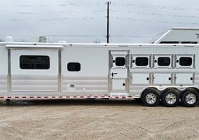 2022 Twister Horse Trailer in Pevely, Missouri