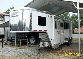 2009 Merhow Horse Trailer in Newberry, South Carolina